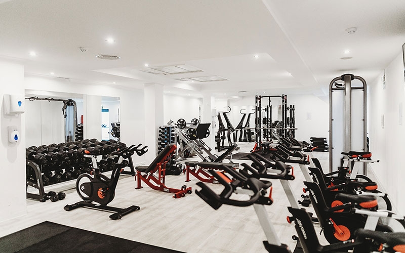 Encontre Academias em  Corel Draw, Photoshop, SublimaÃ§Ã£o, animais, plantas, excel, word, phptoshop, quarentena 